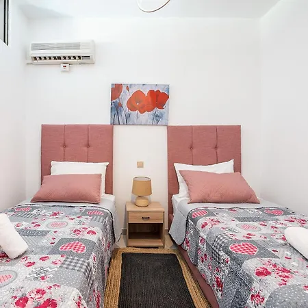 Apartament Dorothy's Seaview Haraki