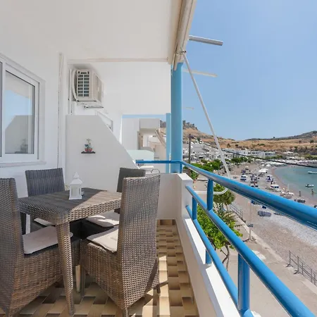 Dorothy's Seaview Apartment Haraki