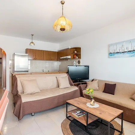 Apartment Dorothy's Seaview Haraki