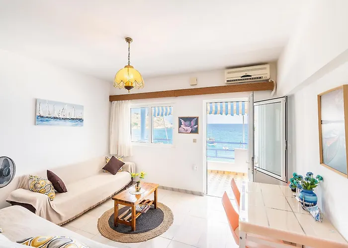 Dorothy's Seaview Apartment *